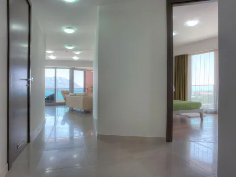 Prodaja, trosoban stan, 195m², Budva, Crna Gora - image 12