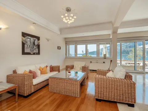 Sale, three bedroom apartment, 244m², Centar, Herceg Novi - image 8