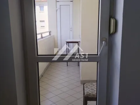 Izdavanje, trosoban stan, 100m², Spens, Novi Sad Sve Podlokacije - image 7