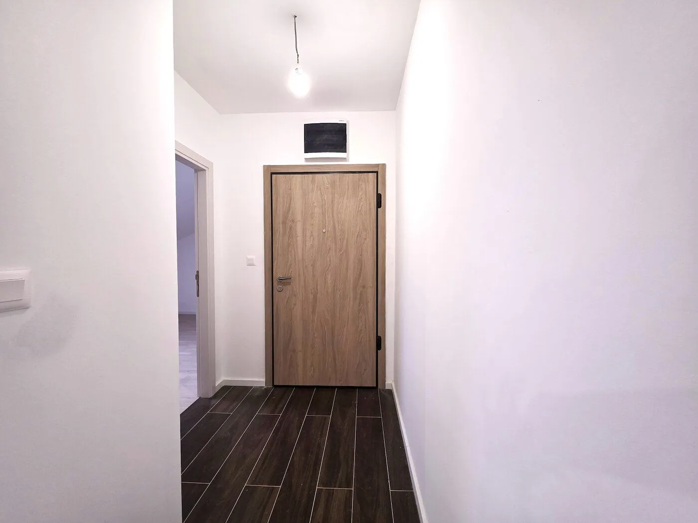 Prodaja, jednosoban stan, 50m², Tološi, Podgorica