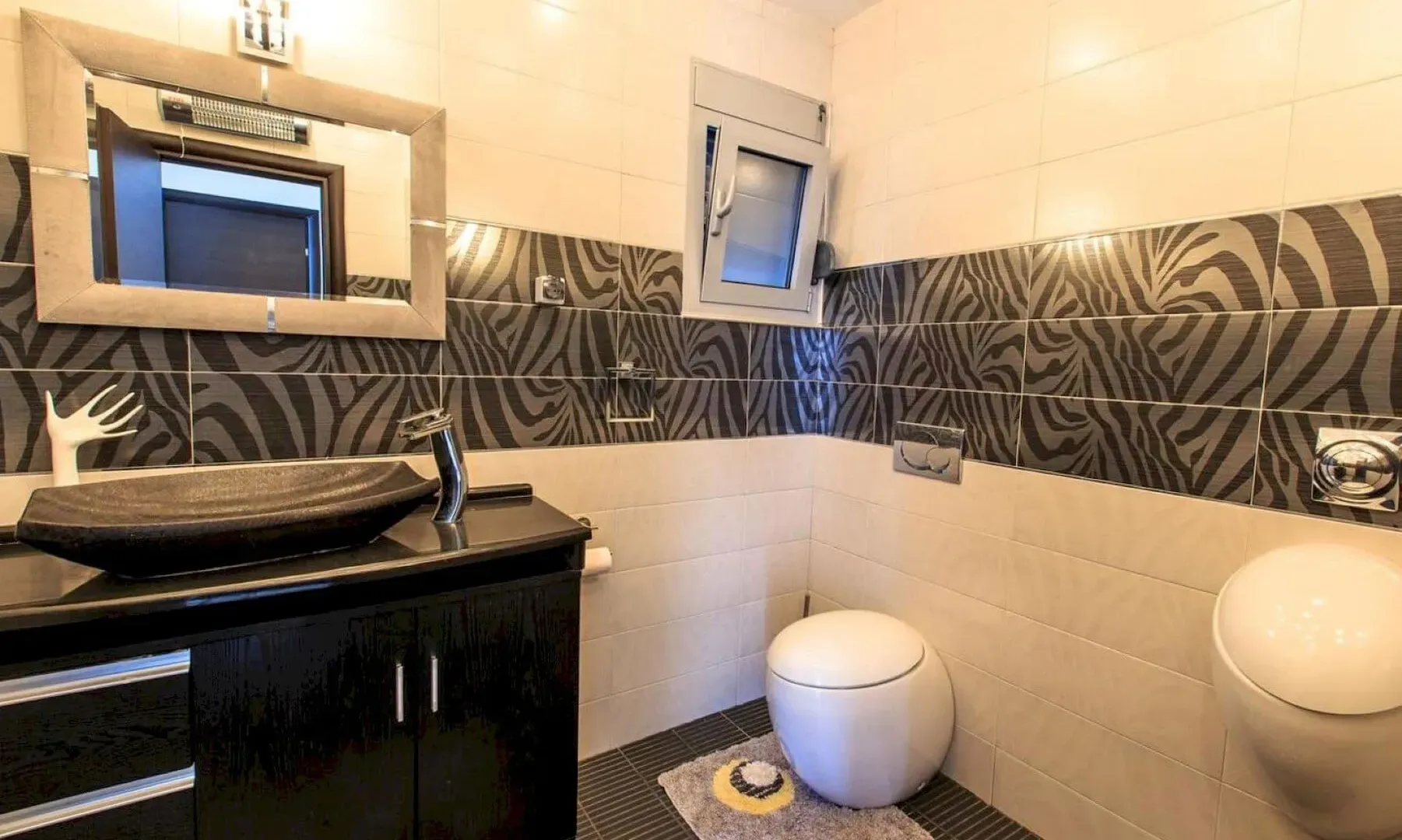 Prodaja, kuća, 300m², Podkošljun, Budva