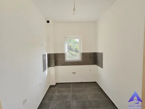 Prodaja, dvosoban stan, 54m², Petrovac, Budva - image 3