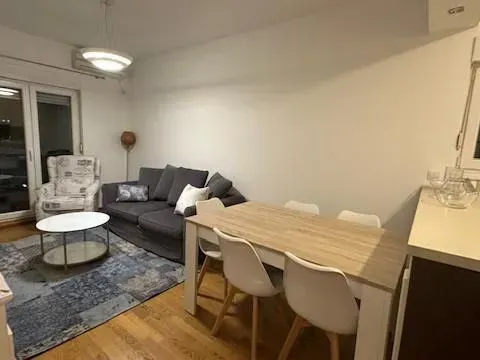 Prodaja, jednosoban stan, 45m², City Kvart, Podgorica - image 3