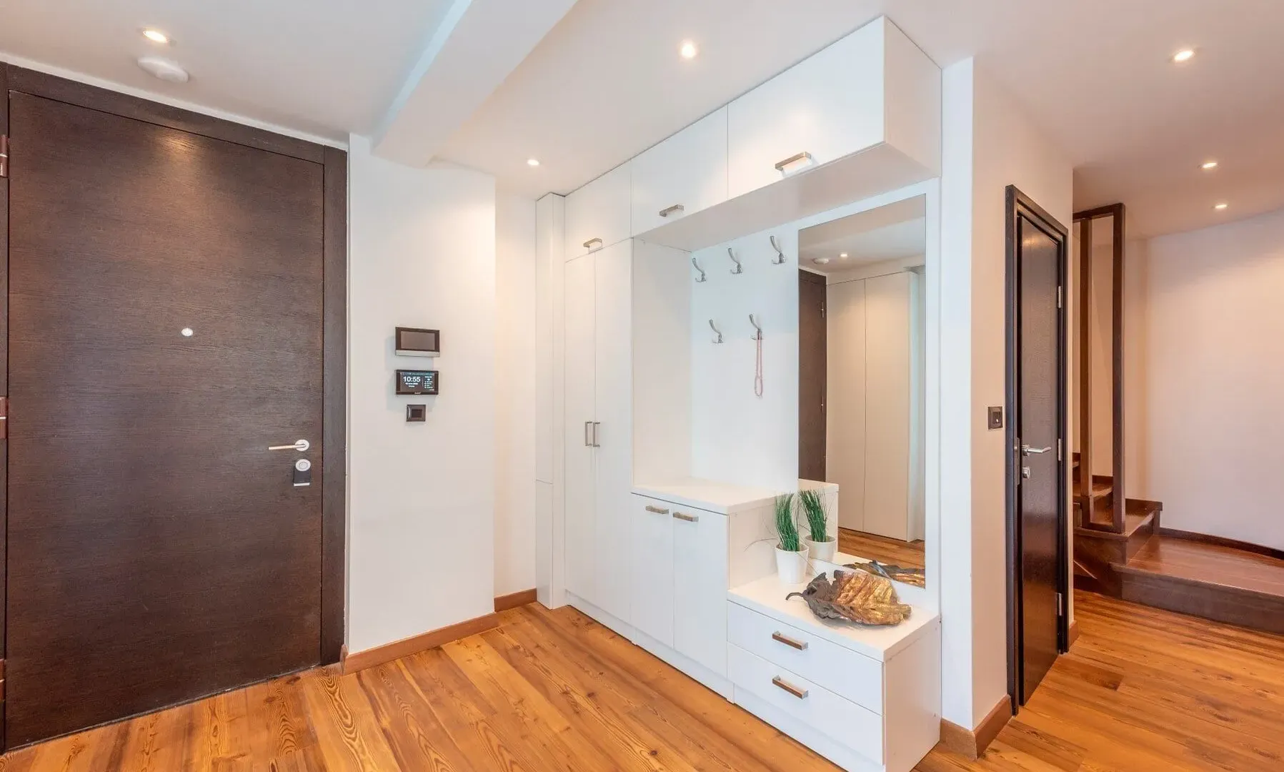 Sale, apartment, 300m², Bečići, Budva