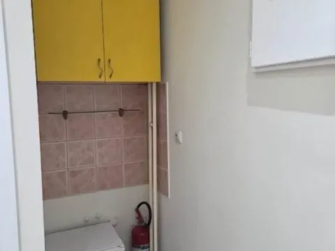 Prodaja, poslovni prostor, 15m², Vračar Sve Podlokacije, Beograd - image 4