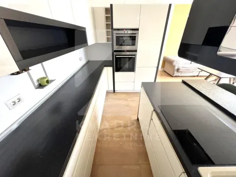 Rent, one bedroom apartment, 64m², City Kvart, Podgorica - image 5