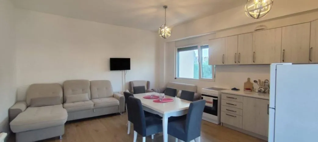 Sale, one bedroom apartment, 52m², Centar, Bar