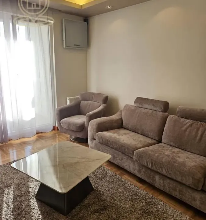 Izdavanje, trosoban stan, 70m², Grbavica, Novi Sad Sve Podlokacije