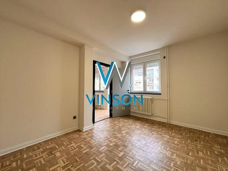 Prodaja, dvosoban stan, 64m², Adamovićevo Naselje, Novi Sad Sve Podlokacije
