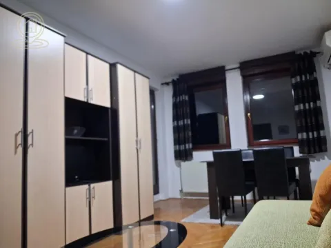 Izdavanje, jednosoban stan, 42m², Sajmište, Novi Sad - image 3