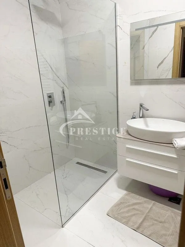 Sale, two bedroom apartment, 72m², Kod Capital Plaze, Podgorica