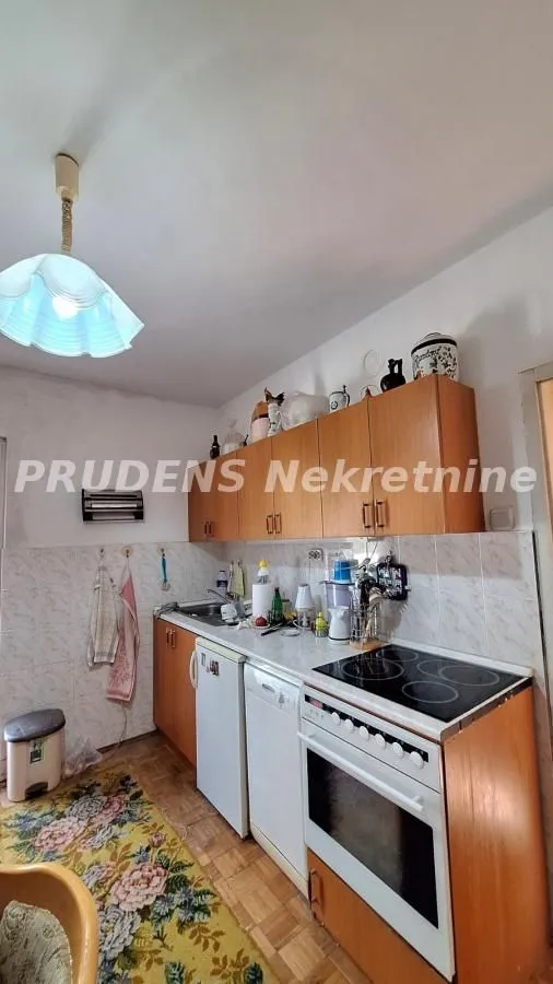 Prodaja, kuća, 333m², Grocka, Beograd