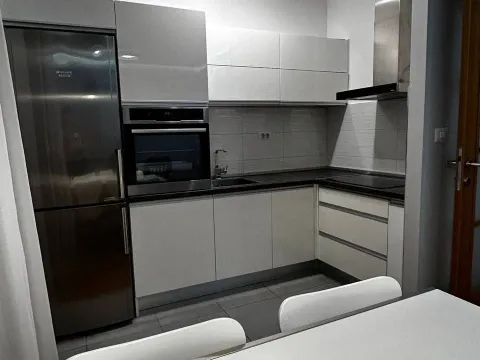 Izdavanje, jednosoban stan, 45m², City Kvart, Podgorica - image 7