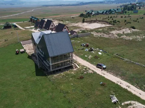 Prodaja, jednosoban stan, 28m², Žabljak, Crna Gora - image 44