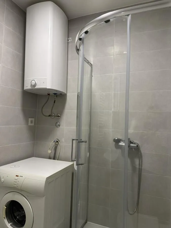 Rent, two bedroom apartment, 42m², Adamovićevo Naselje, Novi Sad Sve Podlokacije