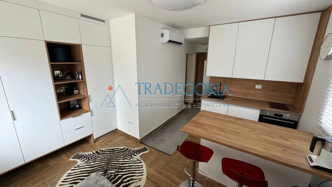 Prodaja, dvosoban stan, 40m², Kotor, Crna Gora