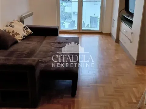 Rent, one bedroom apartment, 32m², Žarkovo, Beograd