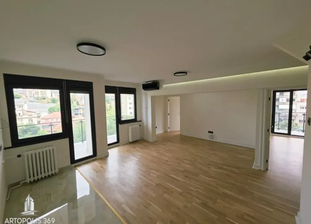 Prodaja, trosoban stan, 75m², Vračar Hram, Vračar Sve Podlokacije