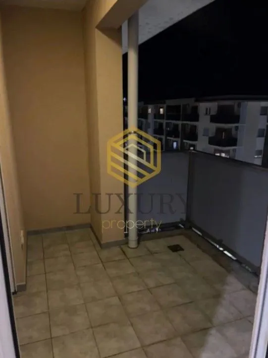 Izdavanje, trosoban stan, 100m², City Kvart, Podgorica