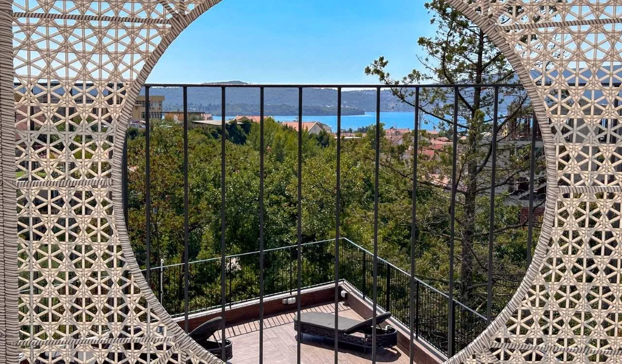 Prodaja, dvosoban stan, 66m², Tivat, Crna Gora