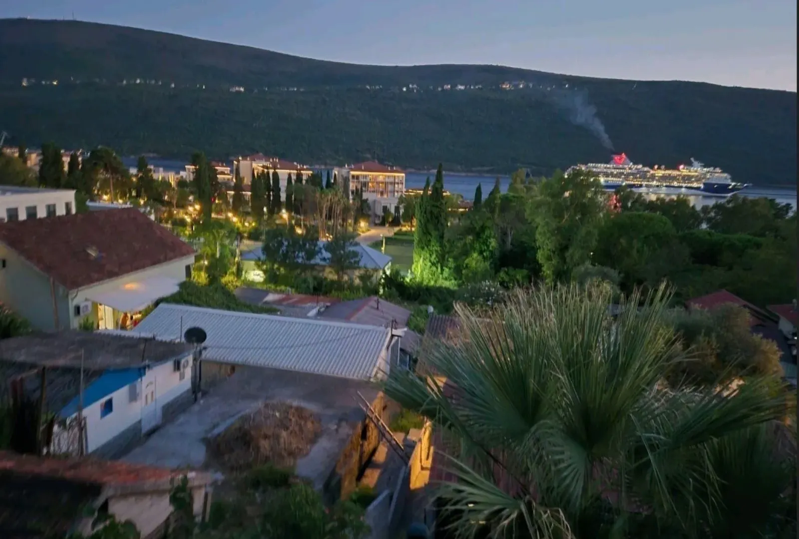 Prodaja, jednosoban stan, 44m², Kumbor, Herceg Novi