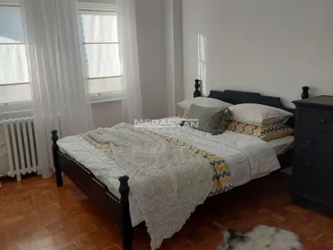 Izdavanje, trosoban stan, 80m², Novi Beograd Blok 70, Novi Beograd Sve Podlokacije - image 4