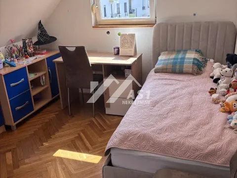 Prodaja, četvorosoban stan, 48m², Adamovićevo Naselje, Novi Sad Sve Podlokacije - image 9