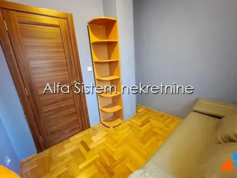 Izdavanje, trosoban stan, 65m², Južni Bulevar, Vračar Sve Podlokacije - image 9