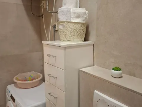 Izdavanje, jednosoban stan, 30m², Stara Varoš, Podgorica - image 15