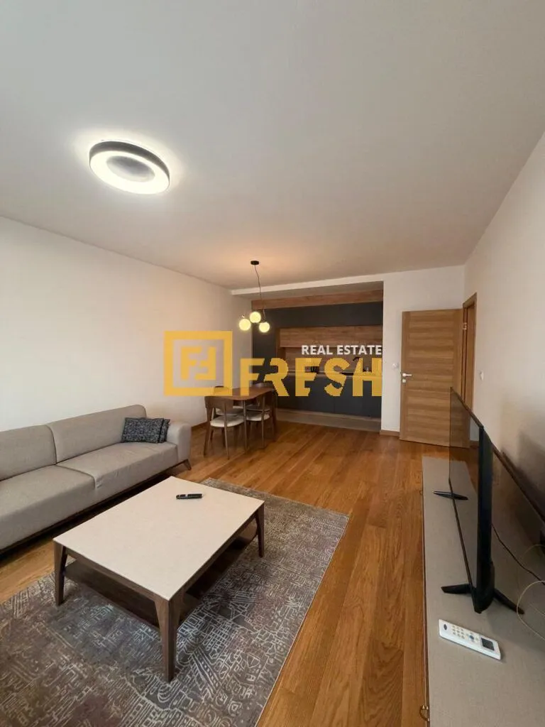Izdavanje, dvosoban stan, 75m², City Kvart, Podgorica