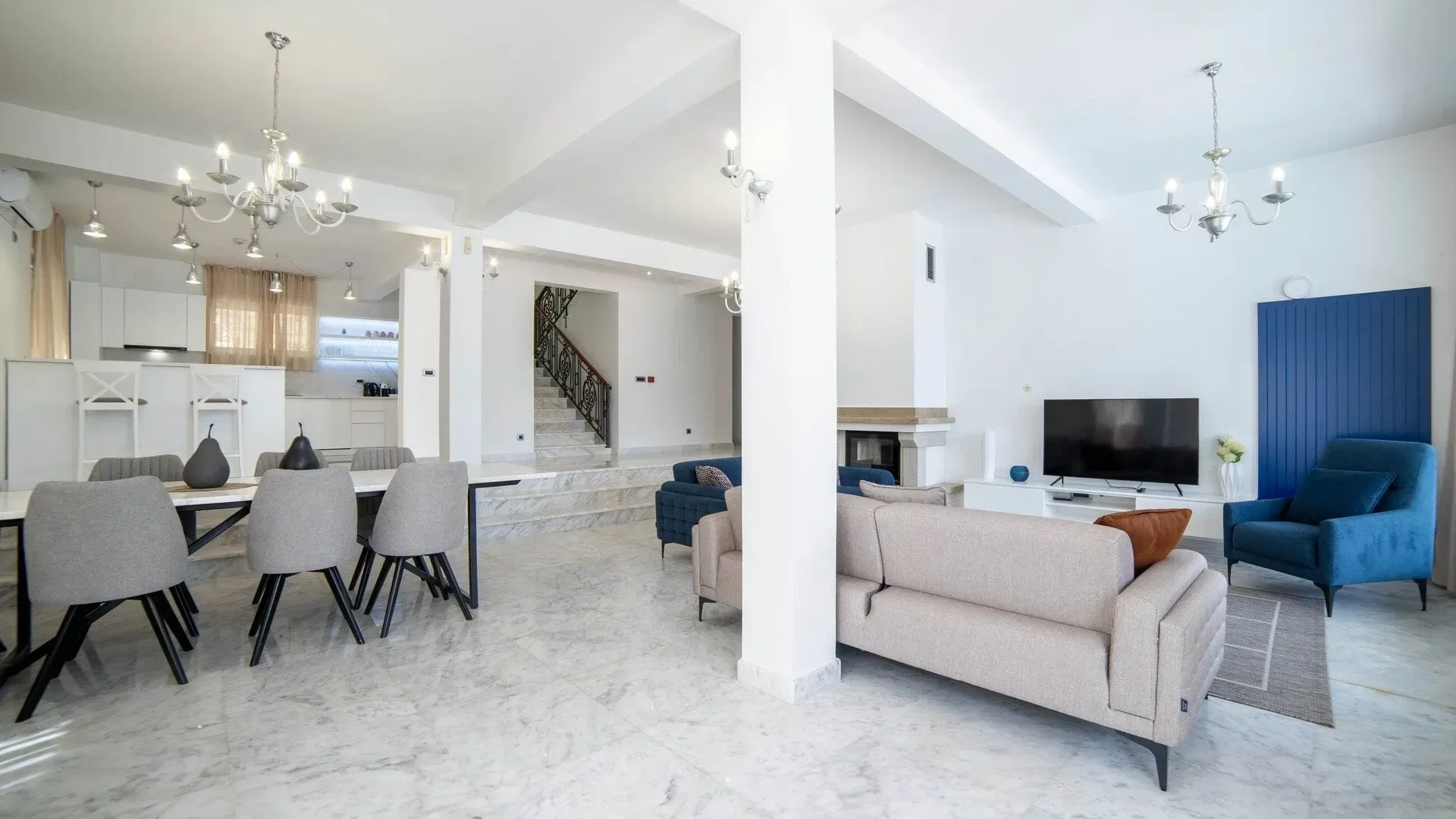 Sale, house, 405m², Kotor, Crna Gora