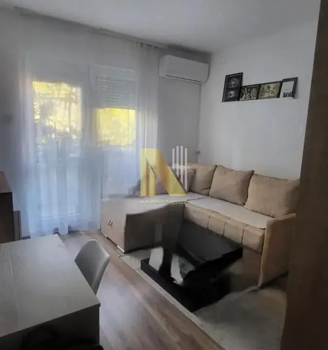 Izdavanje, jednosoban stan, 35m², Rotkvarija, Novi Sad Sve Podlokacije