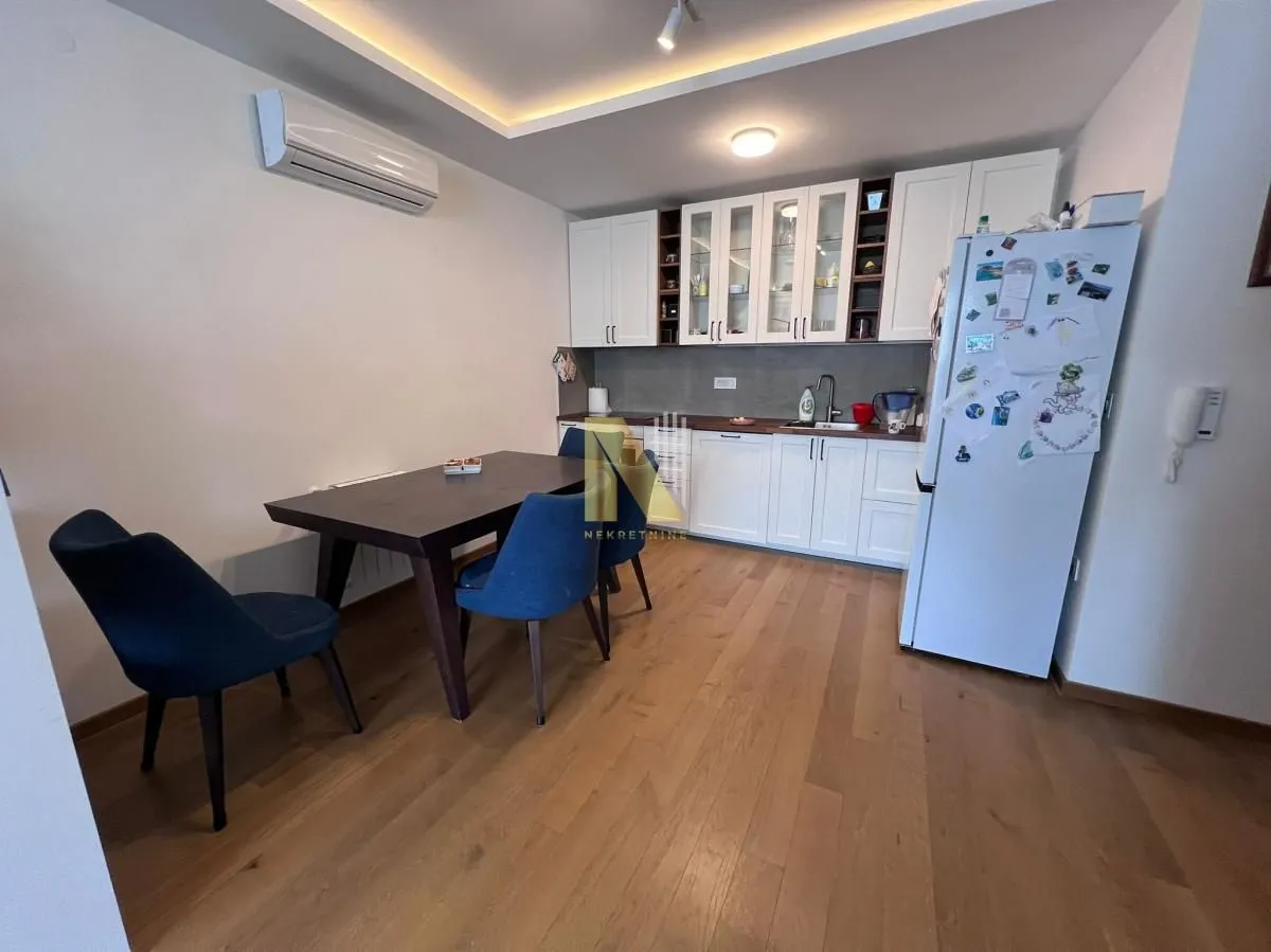 Prodaja, trosoban stan, 65m², Bulevar Evrope, Novi Sad Sve Podlokacije