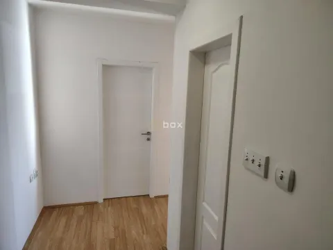 Rent, office space, 45m², Pantelej, Niš - image 6