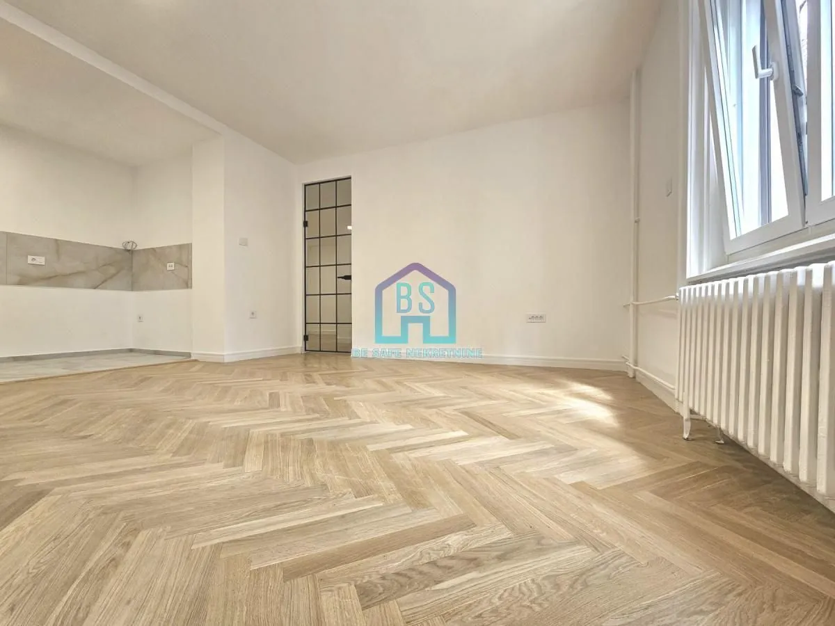 Prodaja, trosoban stan, 112m², Stari grad, Novi Sad