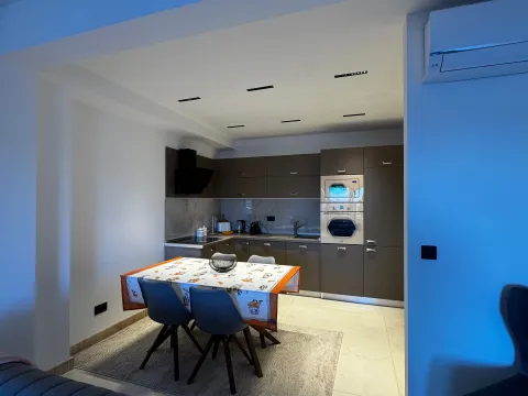 Sale, one bedroom apartment, 69m², Velika Plaža, Ulcinj - image 5