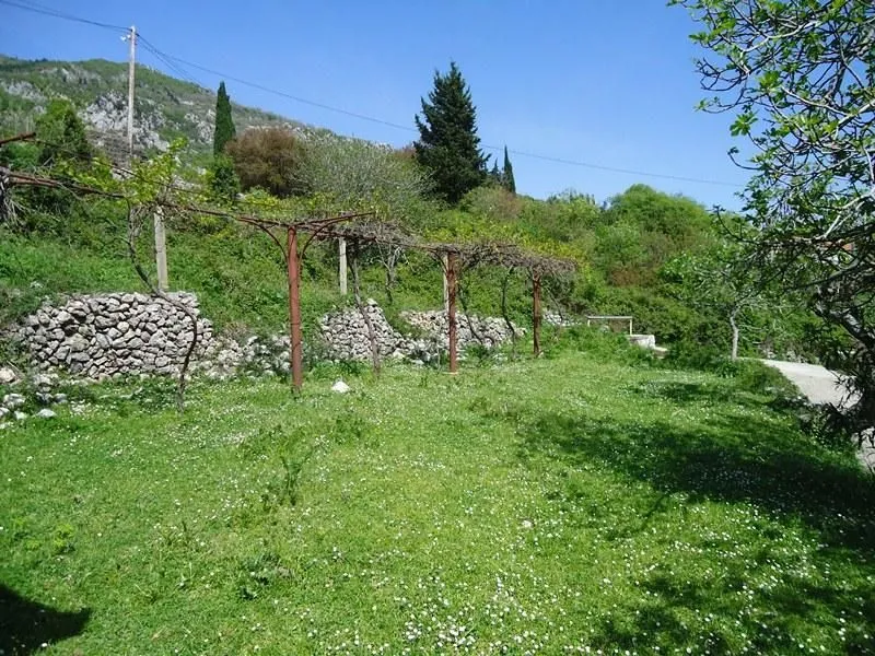 Prodaja, kuća, 743m², Sutorina, Herceg Novi