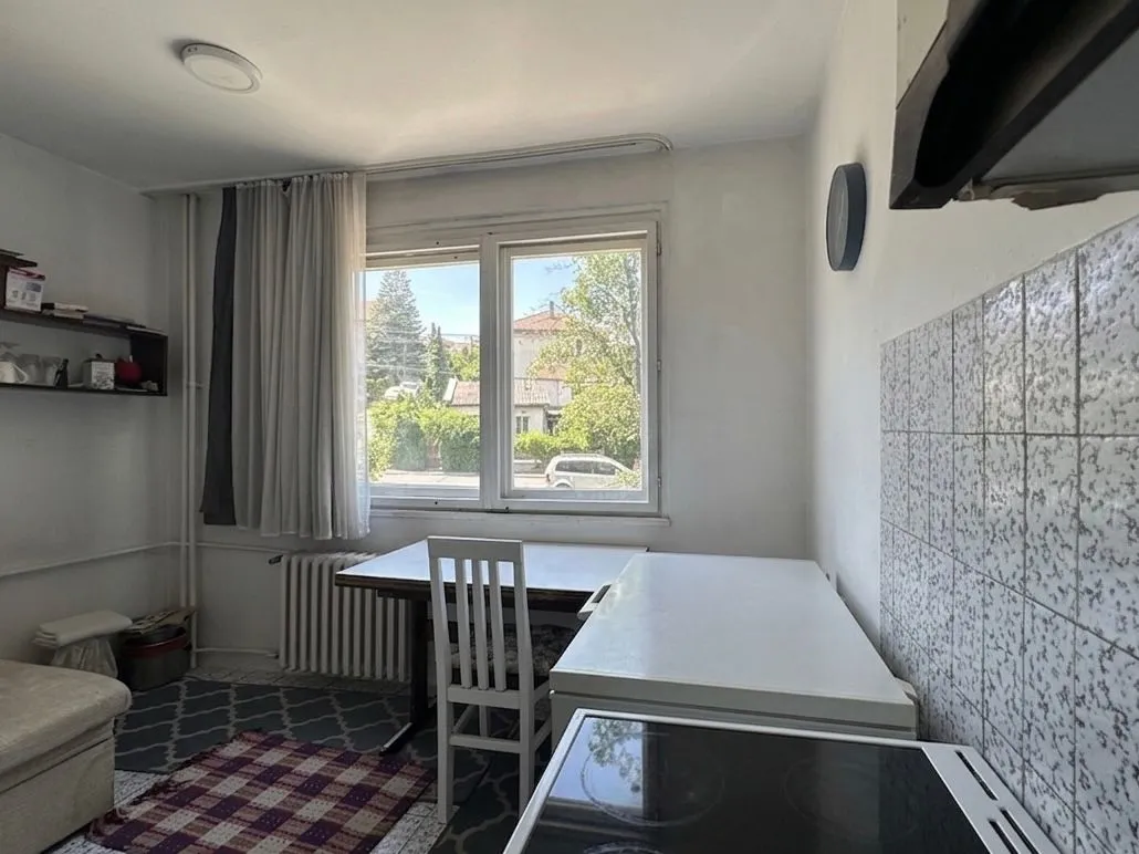 Prodaja, jednosoban stan, 37m², Voždovac Sve Podlokacije, Beograd
