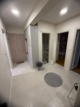 Izdavanje, dvosoban stan, 70m², Central Point, Podgorica - image 2