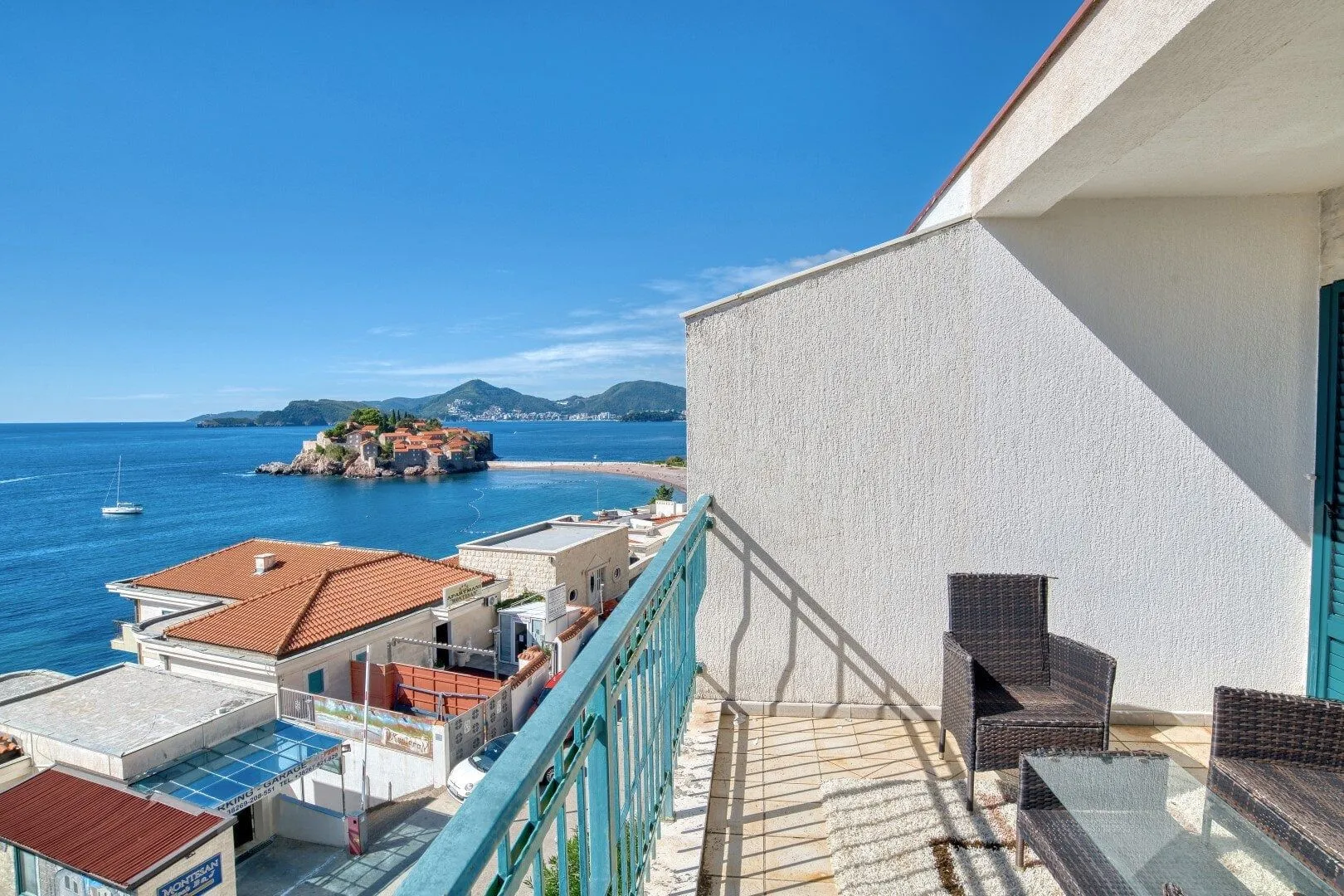 Sale, two bedroom apartment, 117m², Sveti Stefan, Budva