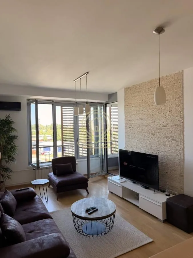 Rent, two bedroom apartment, 42m², Stari Grad, Beograd