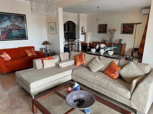 Sale, four bedroom apartment, 170m², Pržno, Budva