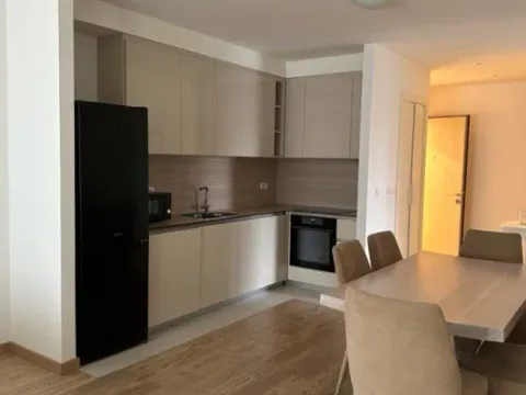 Izdavanje, trosoban stan, 82m², Beograd Na Vodi, Beograd - image 2