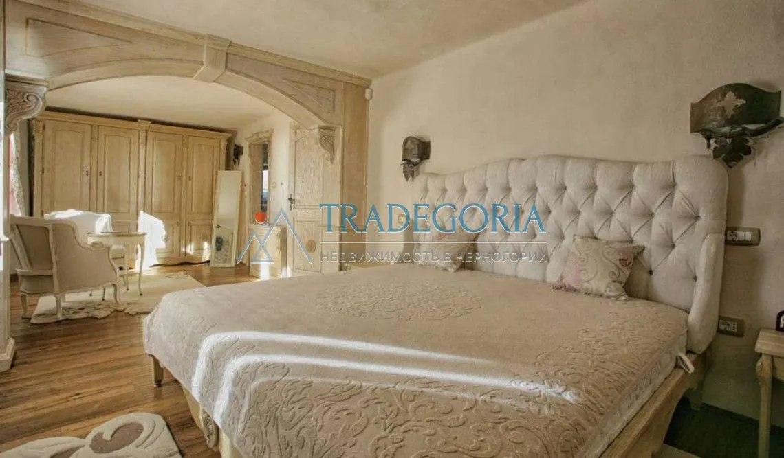 Prodaja, kuća, 350m², Reževići, Budva