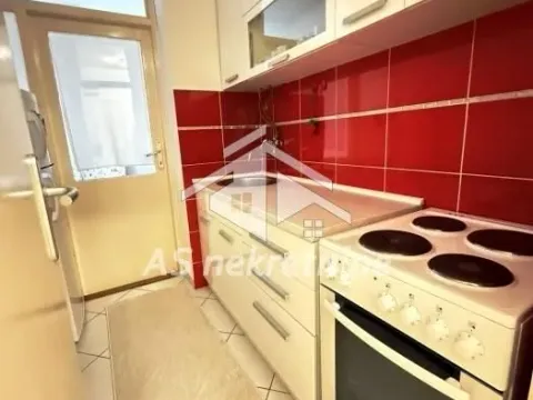 Izdavanje, stan, 37m², Palilula Sve Podlokacije, Beograd - image 11