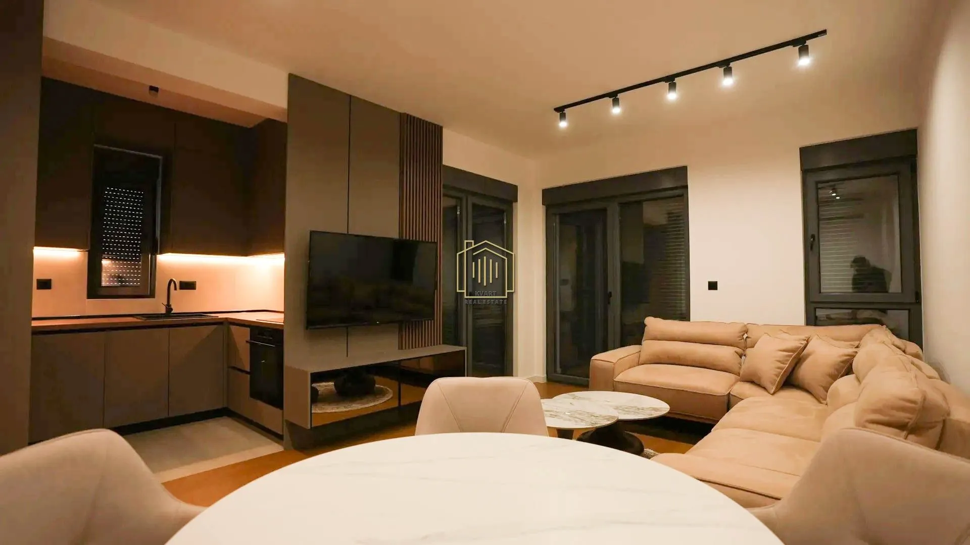 Izdavanje, jednosoban stan, 47m², Nova Dalmatinska, Podgorica