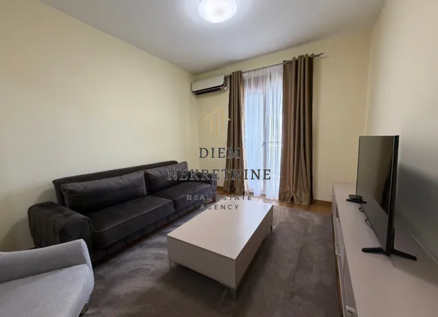 Rent, two bedroom apartment, 72m², Podgorica, Crna Gora