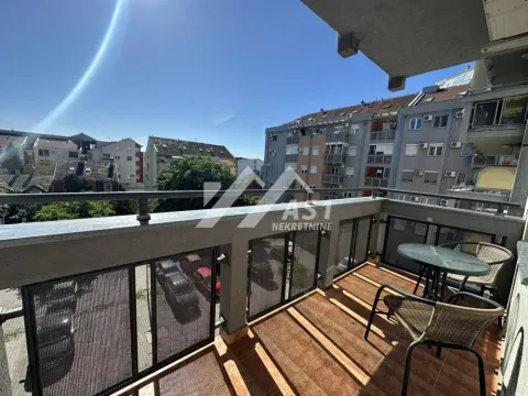Izdavanje, jednosoban stan, 38m², Bulevar Evrope, Novi Sad Sve Podlokacije - image 10
