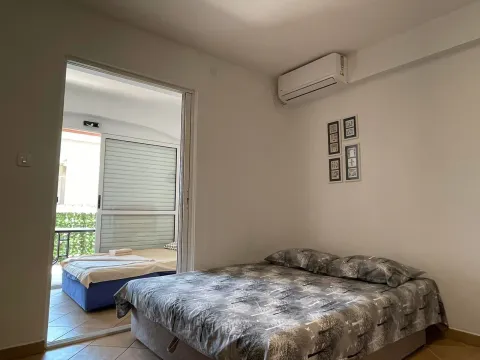 Rent, one bedroom apartment, 46m², Budva, Crna Gora - image 5