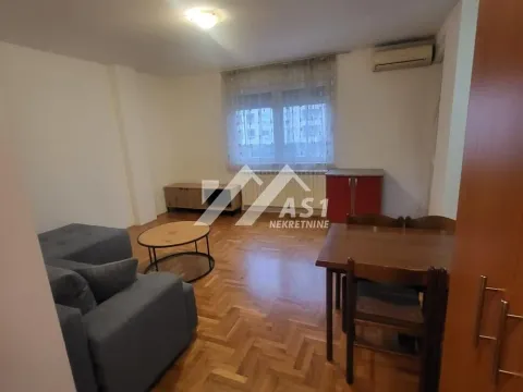 Rent, apartment, 32m², Bulevar Evrope, Novi Sad Sve Podlokacije - image 2